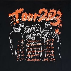 Star Wars Dark Side Galaxy Tour 2023 t-shirt Death Star NEW Uniqlo Darth Vader